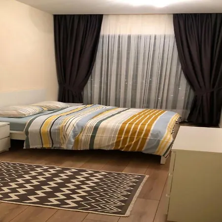 Apartman Mall Of *