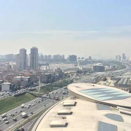 아파트 Mall Of *